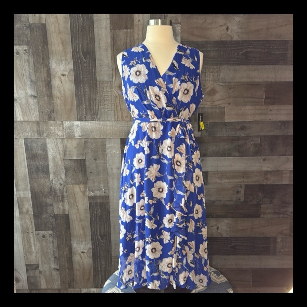 NWT! Jessica Howard wrap dress size 14 feminine floral quiet luxury garden party